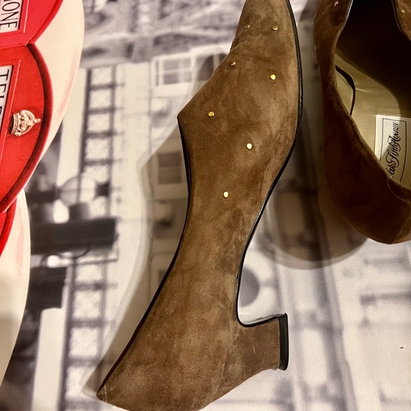 Saks Fifth Avenue Suede Low Heel Shoes - Picture 10 of 10